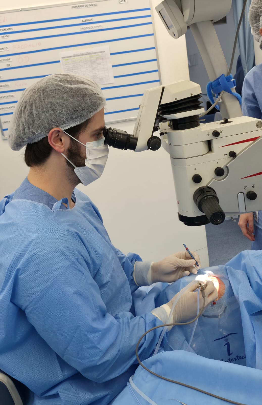 Equipe e estrutura Advance Vision 5